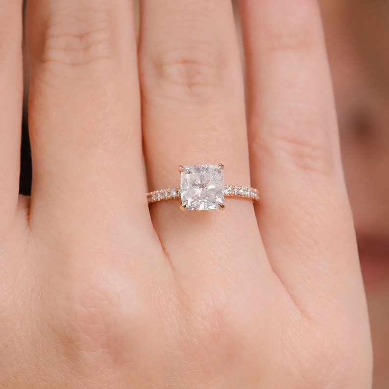 2.03 CT Cushion Solitaire E/VS2 Diamond Engagement Ring