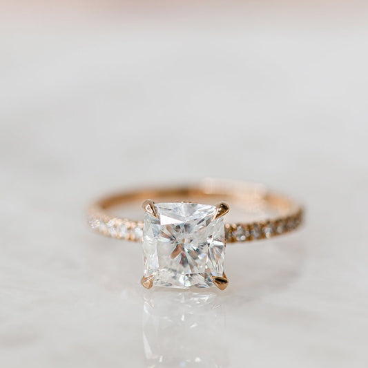 2.03 CT Cushion Solitaire E/VS2 Diamond Engagement Ring