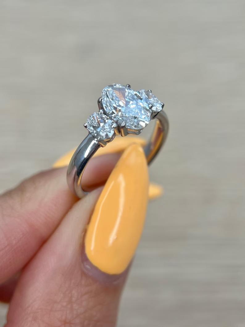 1.50 CT Oval Three Stones CVD E/VS2 Diamond Engagement Ring